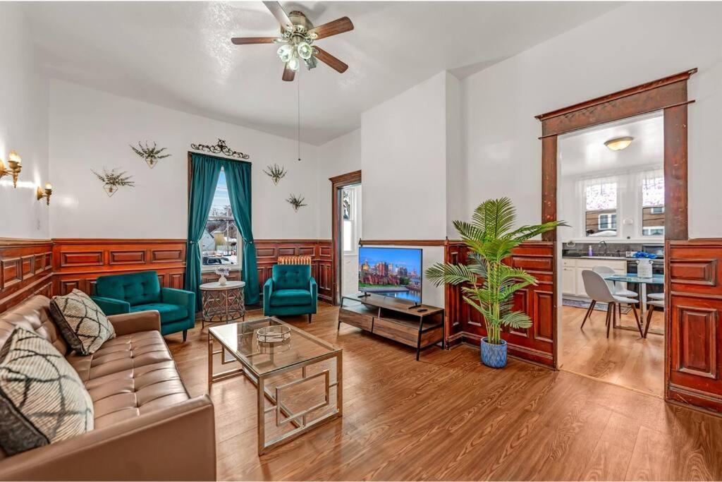 Apartment Victorian Charm In & Niagara Falls *
